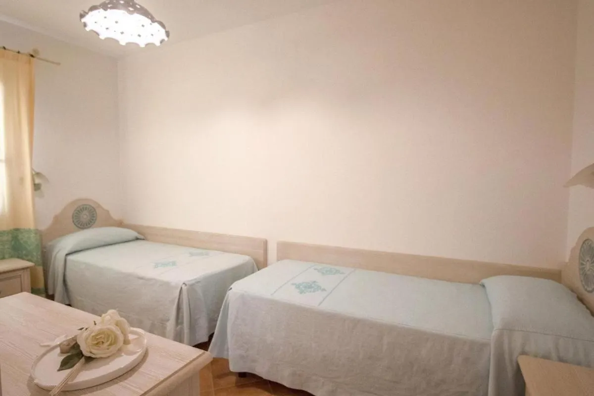 شقة Superb Le Residenze Del Golfo Di Orosei Num2191